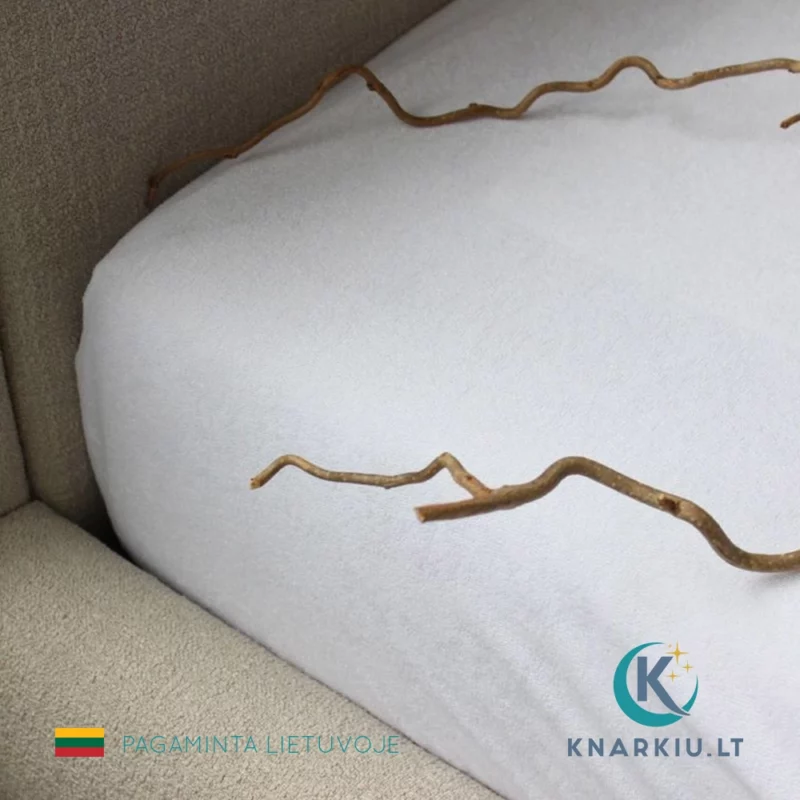 Neperšlampama paklodė su guma