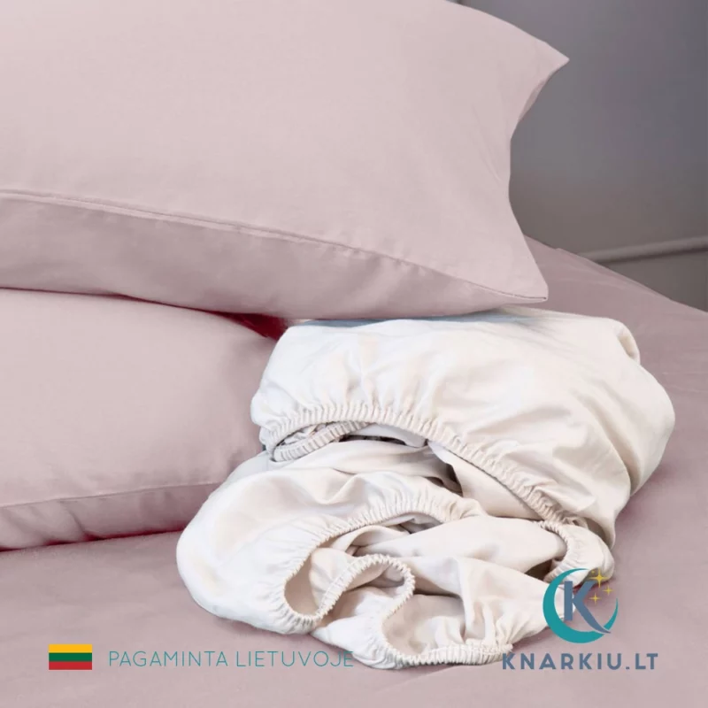 Satino patalynės užvalkalų komplektas RAUSVAS | PREMIUM